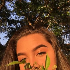 Meet your Posher, Angelina